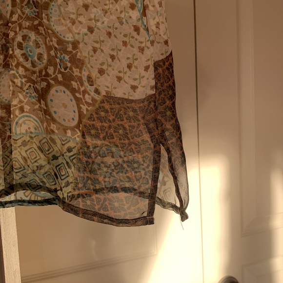 NICOLA Sheer Tulip Sleeve Blouse - L - Picture 4 of 6